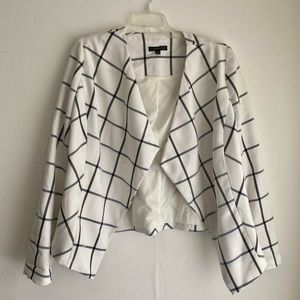 Lane Bryant asymmetric hem plaid blazer